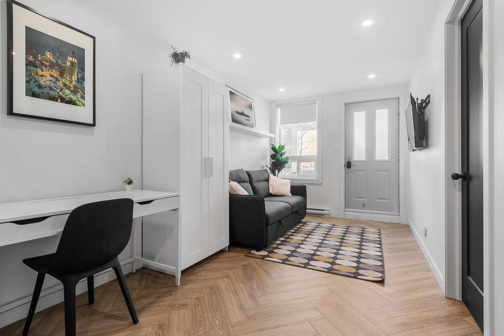 Appartement Du 300 *